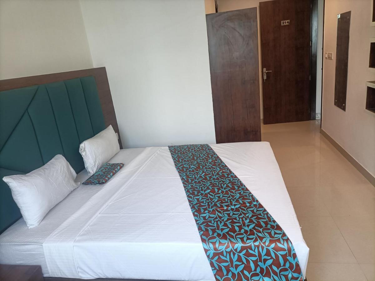 Hotel Tark Inn Near Igi Airport
