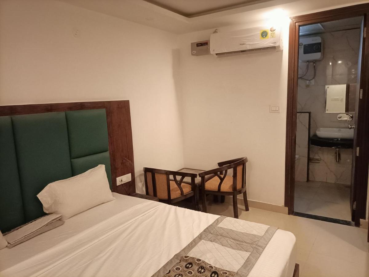 Hotel Tark Inn Near Igi Airport Guest house New Delhi