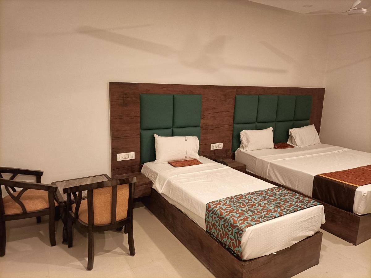 Guest house Hotel Tark Inn Near Igi Airport