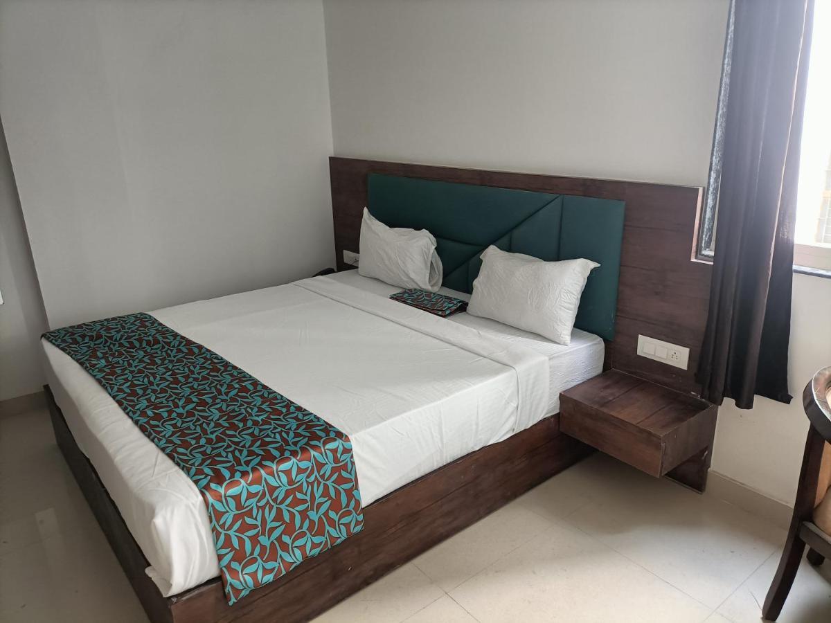 Hotel Tark Inn Near Igi Airport