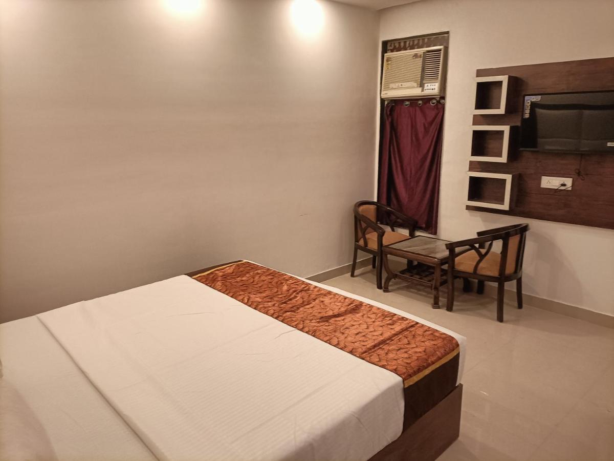 Hotel Tark Inn Near Igi Airport